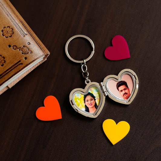 Personalized Heart Keychain – Photo Inside, Name Outside